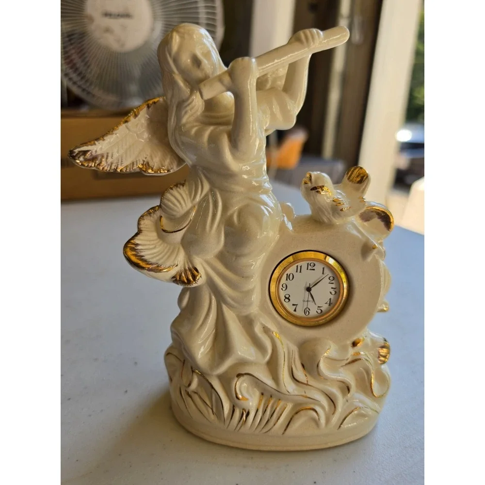 Clocks And Colours this vintage